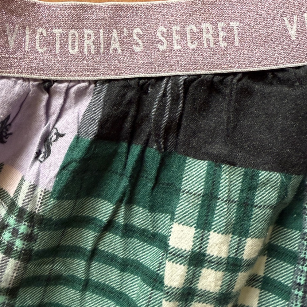 Victoria's Secret Patchwork Pajama Pants XS - Picture 4 of 5